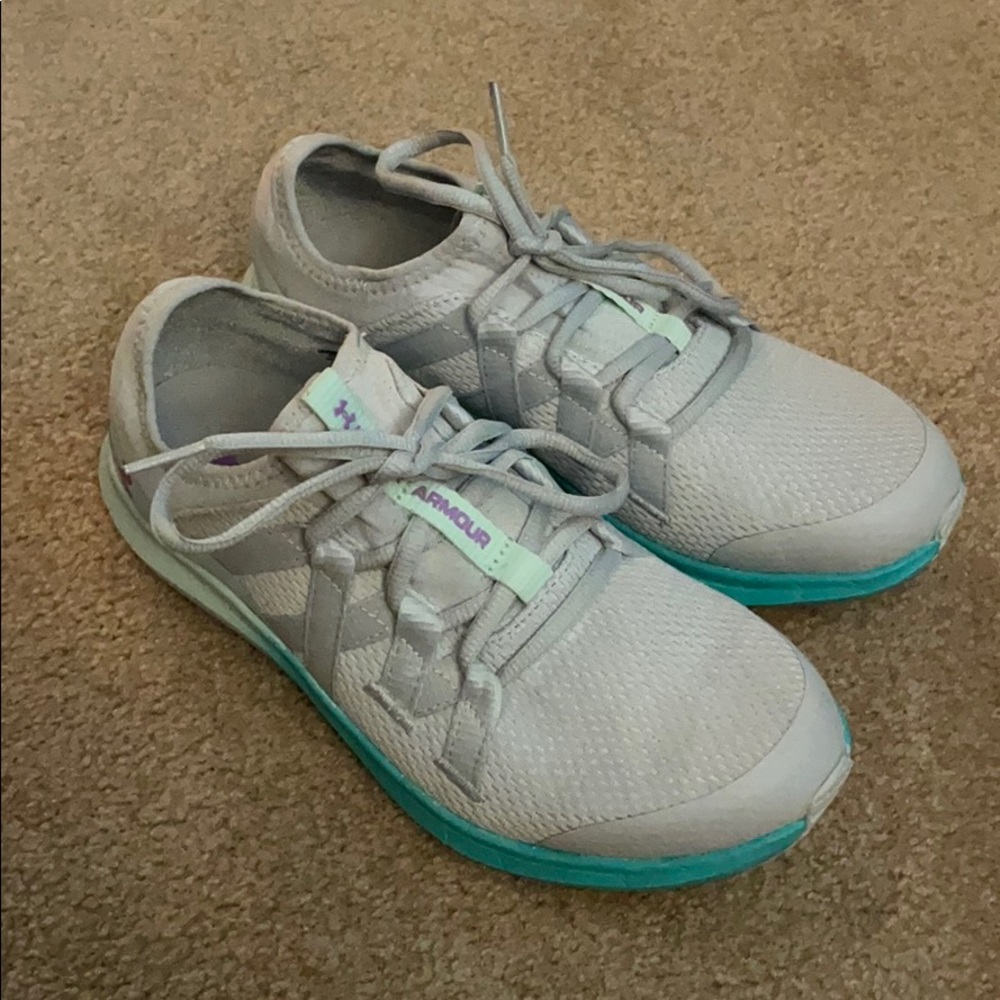 NWOT Kids Under Armour Sneakers